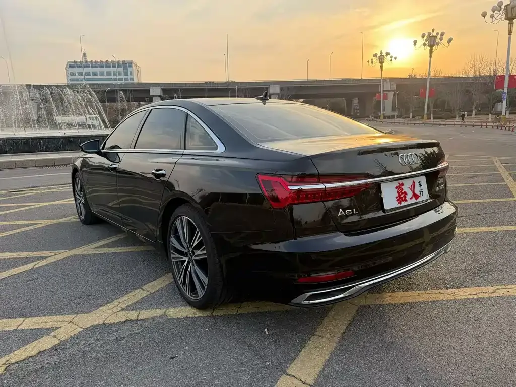 Audi A6L 2024 из CN, фото 8