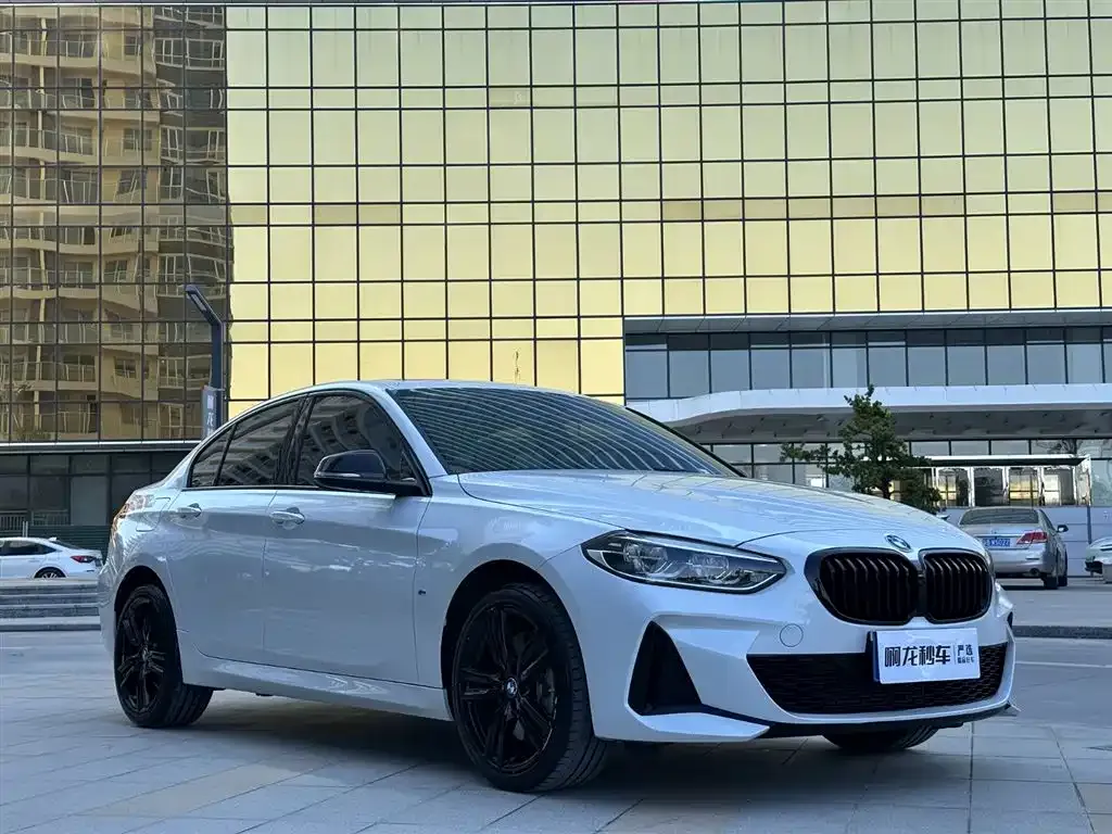BMW 1 Series 2021 из CN, фото 4