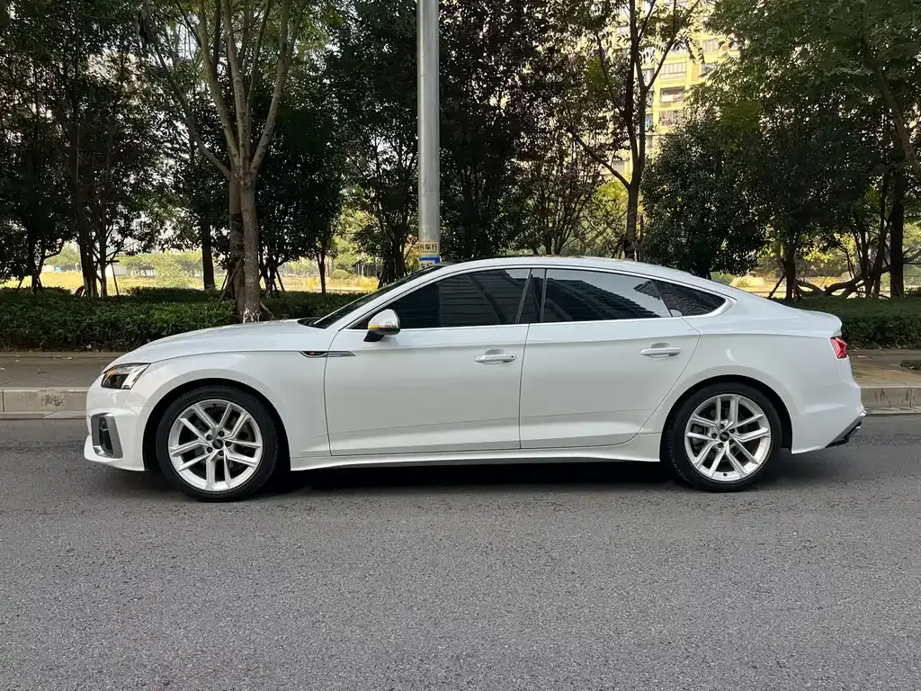 Audi A5 (Import) 2023 из CN, фото 8
