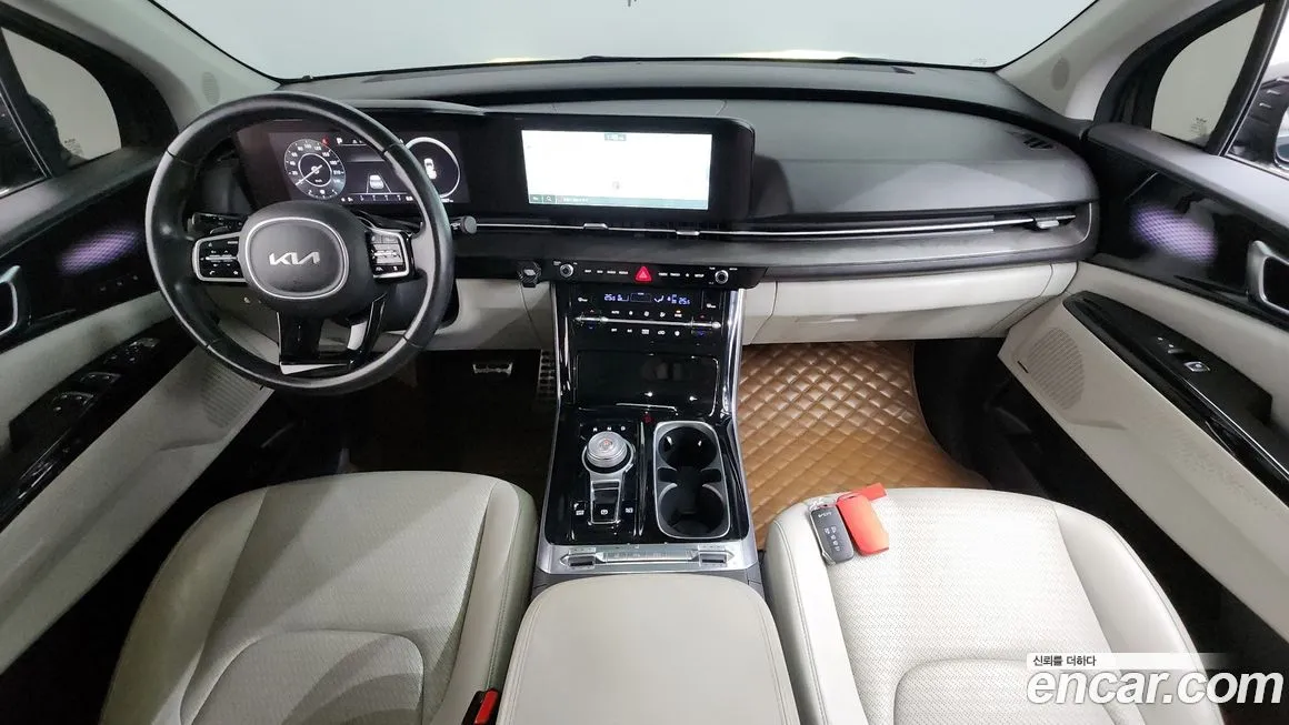 Kia Carnival — фото 10