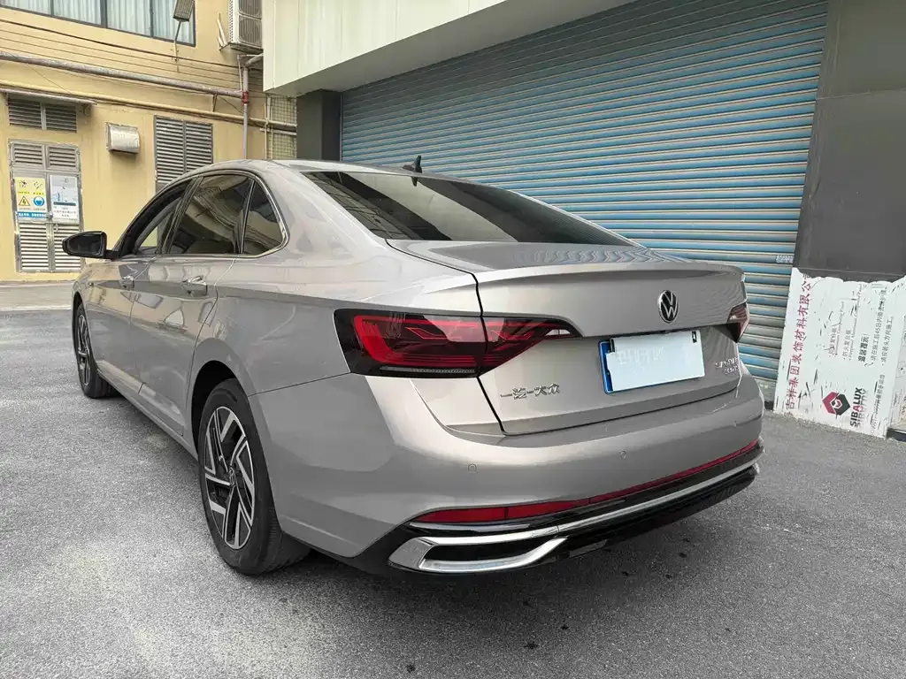 Volkswagen Sagitar 2022 из CN, фото 2
