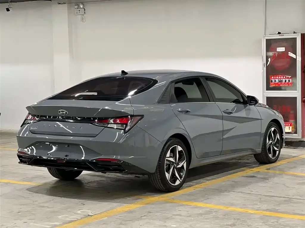 Hyundai Elantra 2022 из CN, фото 6