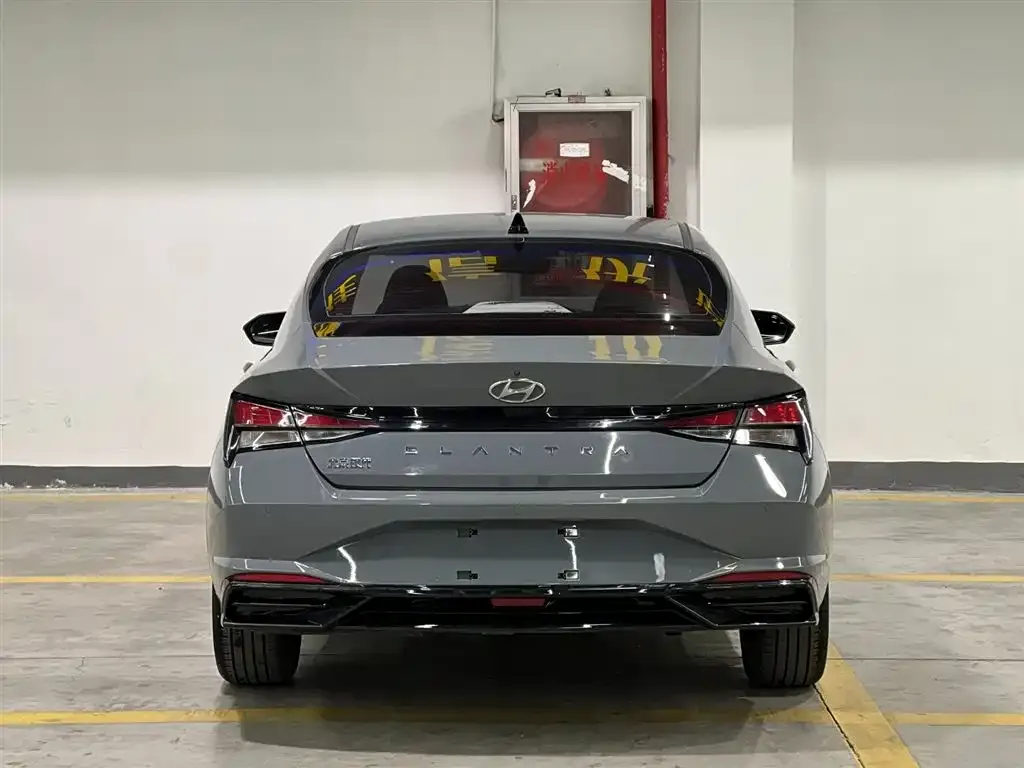 Hyundai Elantra 2022 из CN, фото 2