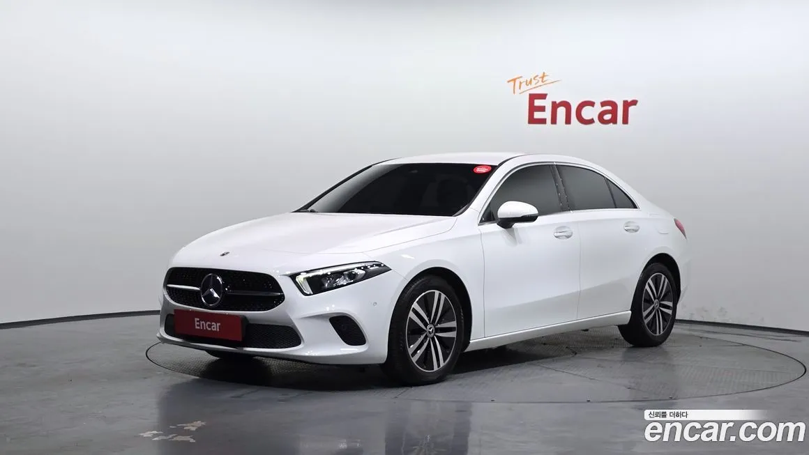 Mercedes-Benz A-Class — фото 1