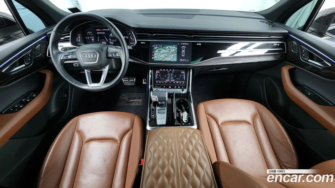 Audi Q7 2021 из KR, фото 10