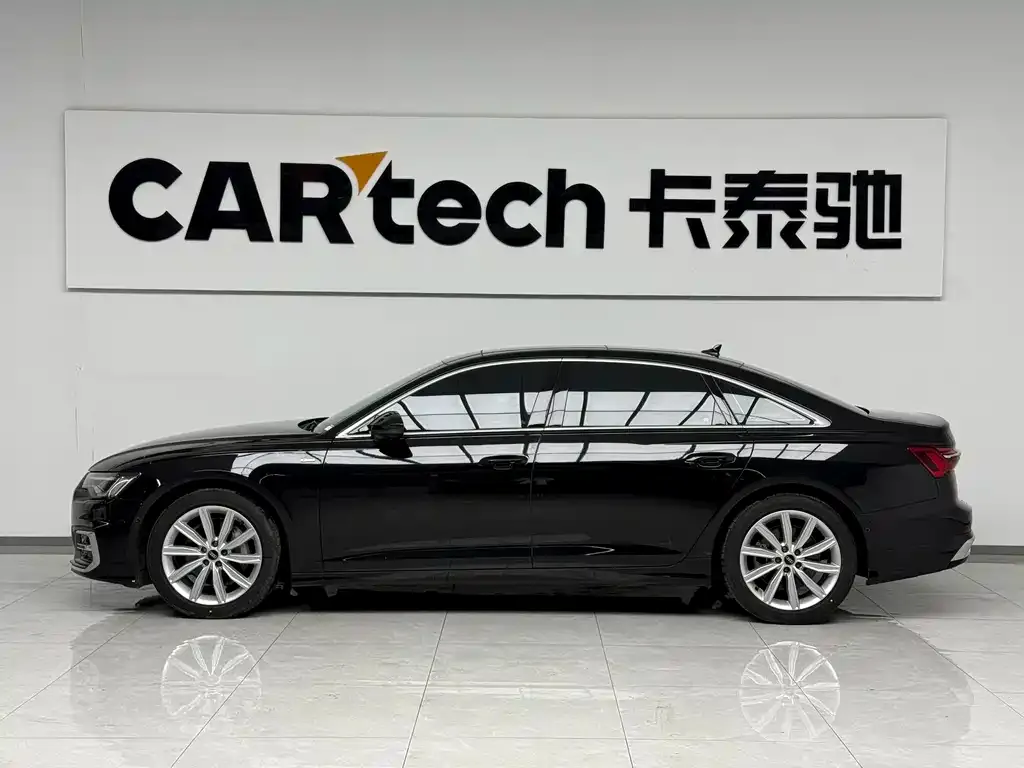 Audi A6L 2024 из CN, фото 2