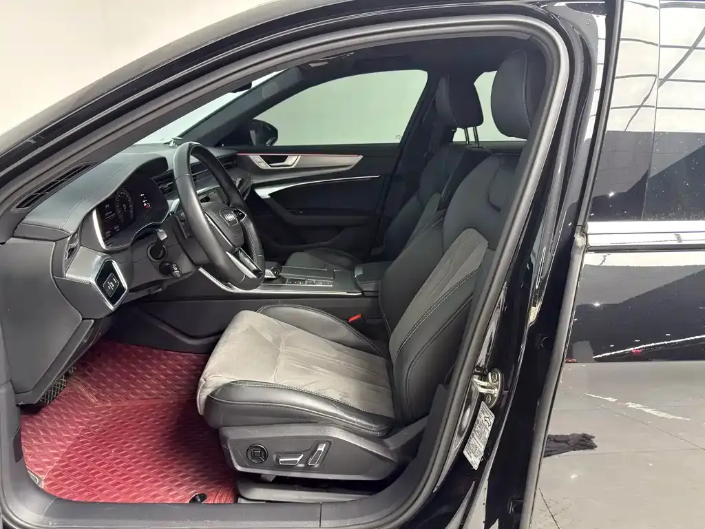 Audi A6L 2024 из CN, фото 9