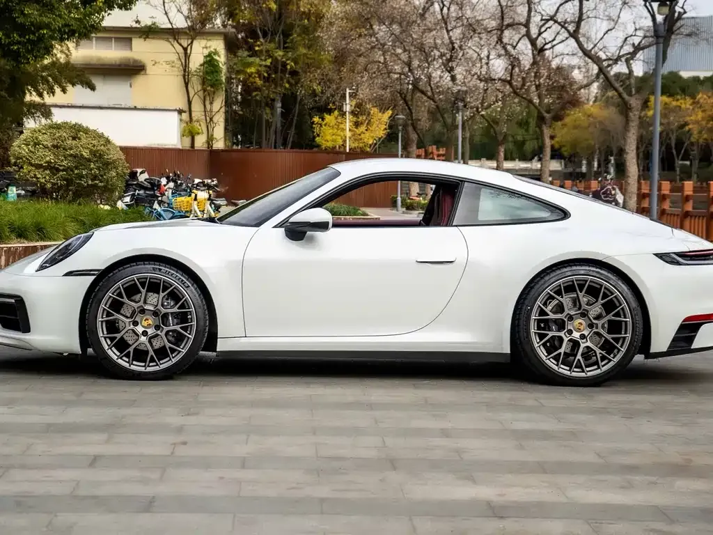 Porsche 911 2023 из CN, фото 4
