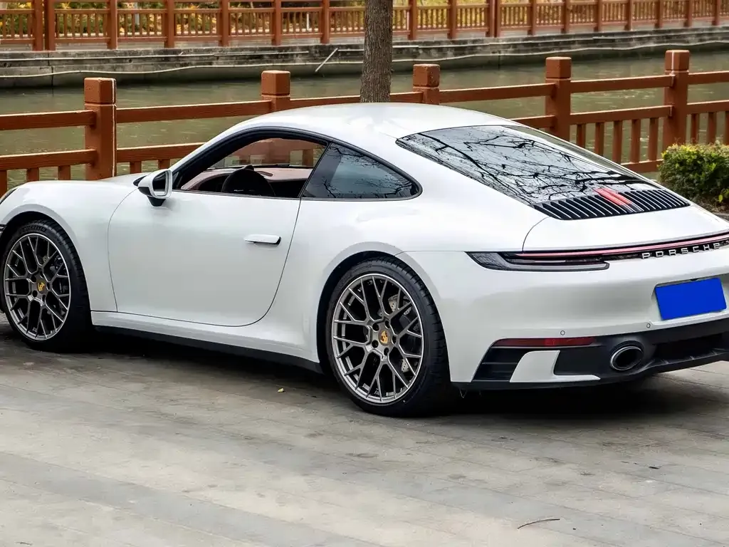 Porsche 911 2023 из CN, фото 10