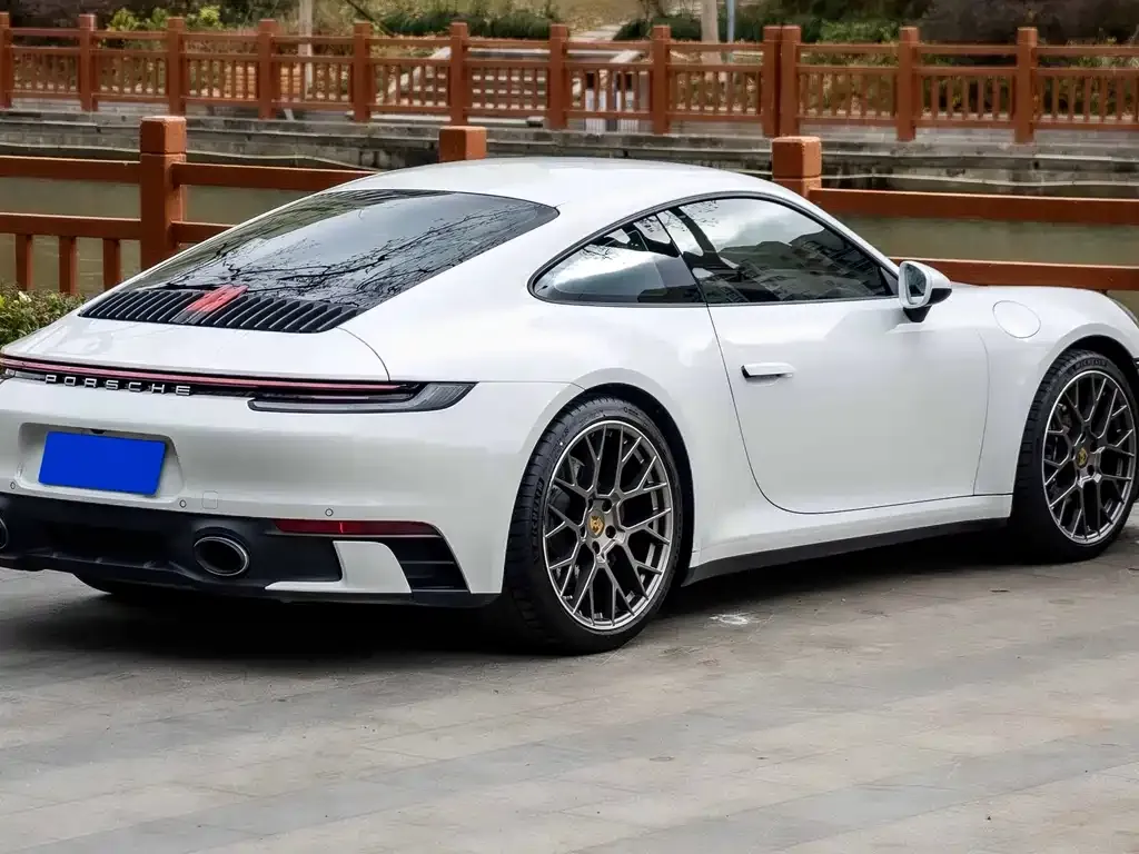 Porsche 911 2023 из CN, фото 6