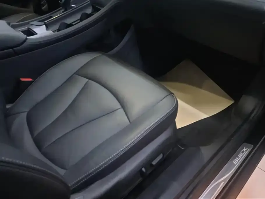 Buick LaCrosse 2023 из CN, фото 4