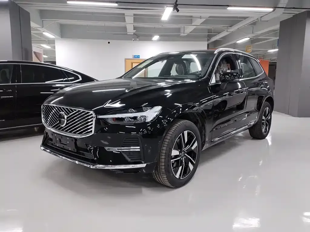 Volvo XC60 2025 из CN, фото 1