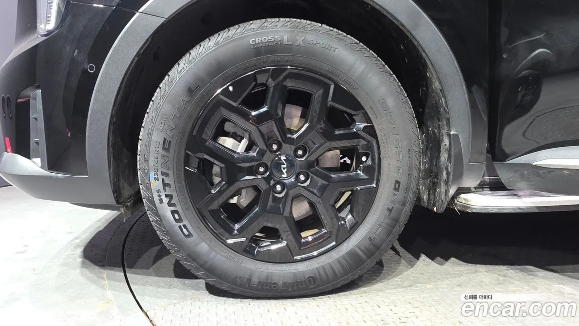Kia Sorento — фото 6