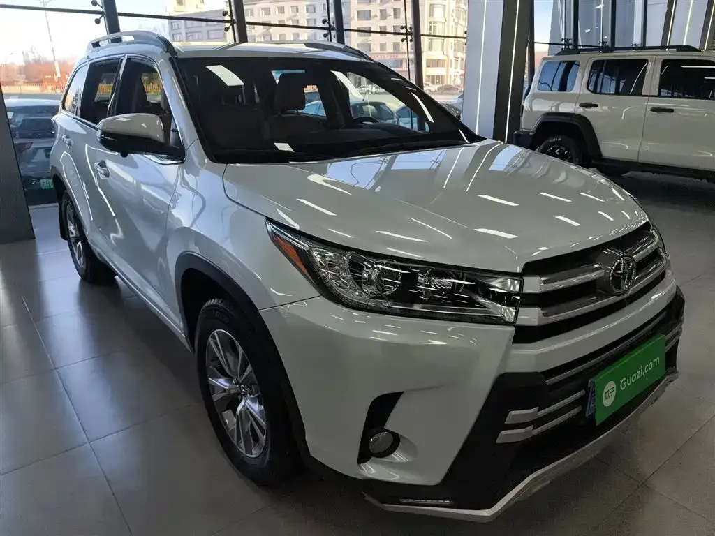 Toyota Highlander 2021 из CN, фото 8