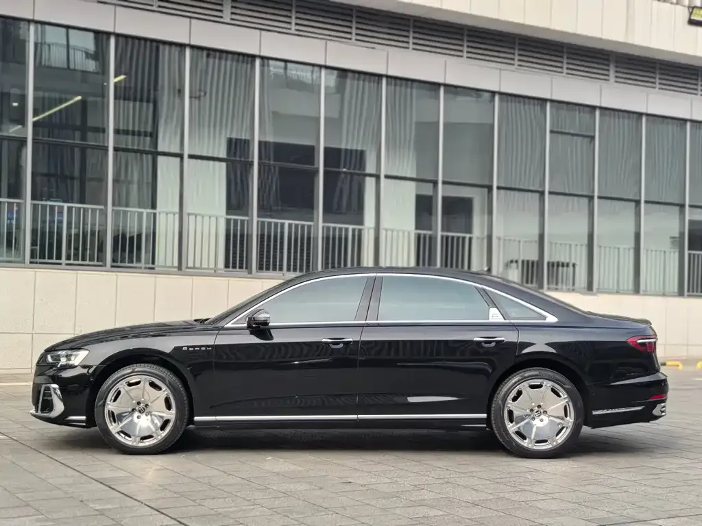 Audi A8 2024 из CN, фото 4