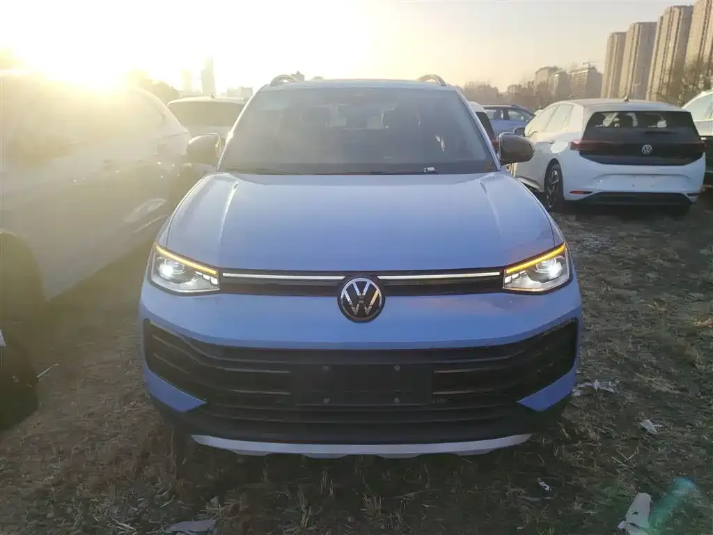 Volkswagen Tharu 2024 из CN, фото 2