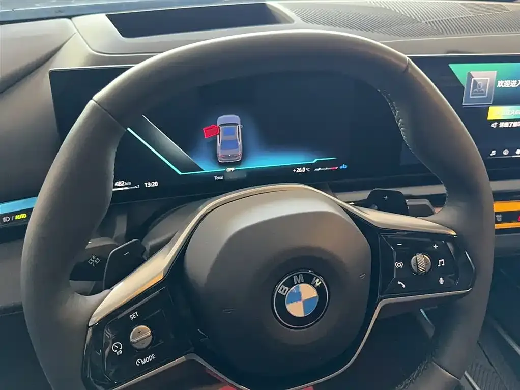 BMW 5 Series — фото 10