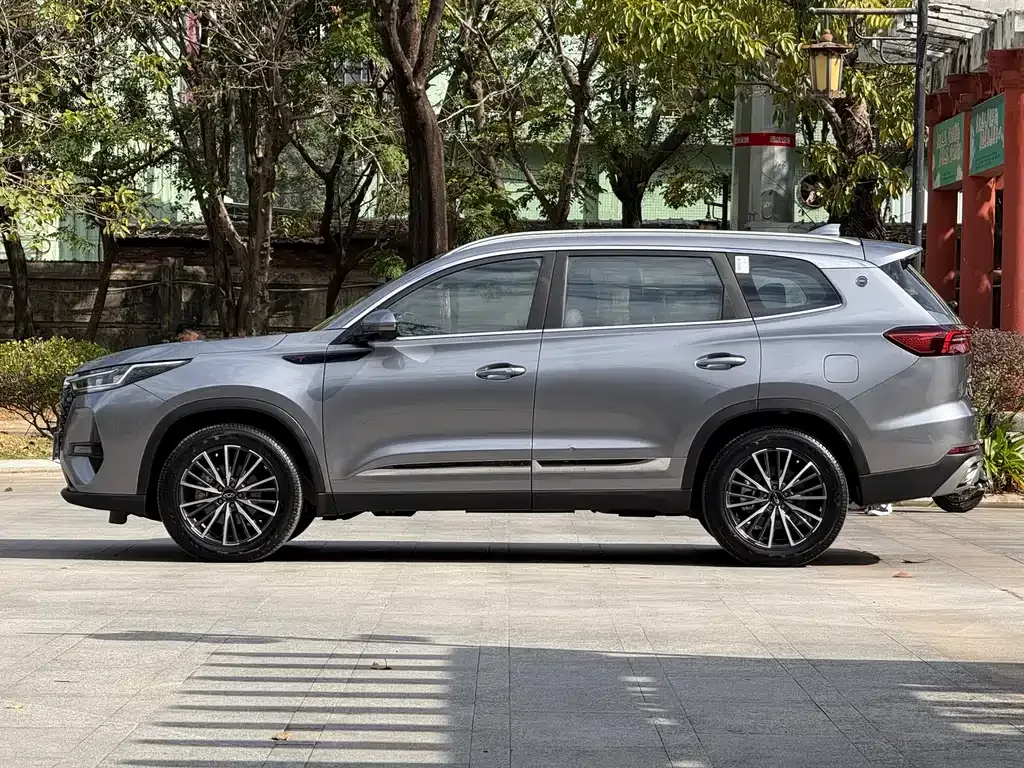 Chery Tiggo 8 PRO — фото 10