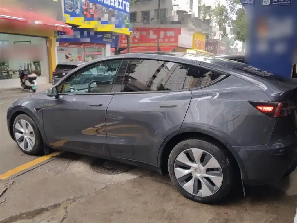 Tesla Model Y 2022 из CN, фото 2