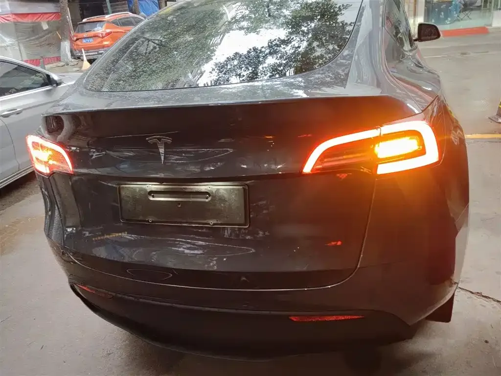 Tesla Model Y 2022 из CN, фото 6