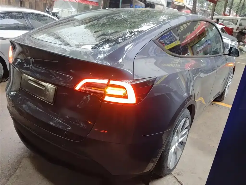 Tesla Model Y 2022 из CN, фото 3