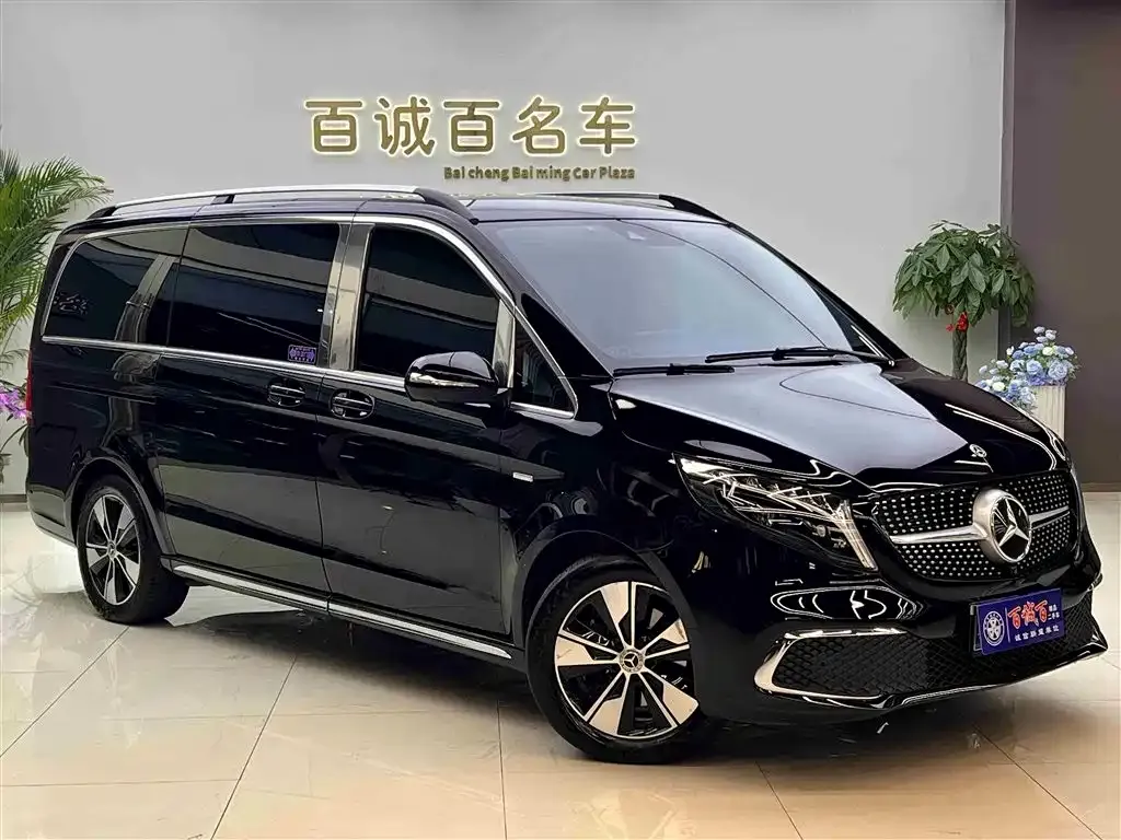 Mercedes-Benz V-Class 2024 из CN, фото 3