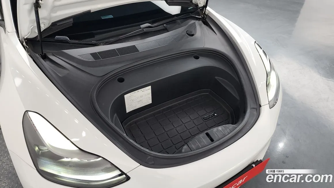 Tesla Model 3 2021 из KR, фото 8
