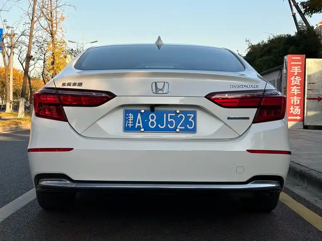 Honda Inspire — фото 2