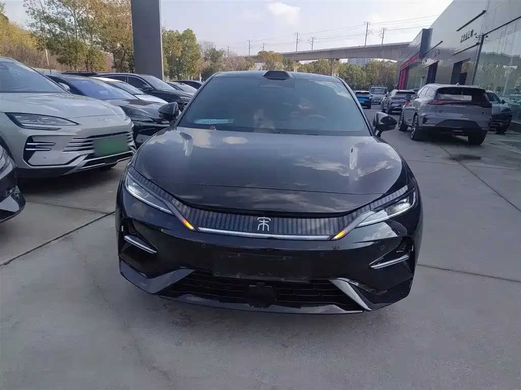 BYD L EV 2025 из CN, фото 3
