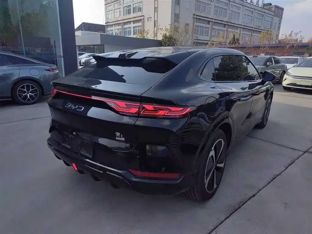BYD L EV 2025 из CN, фото 7