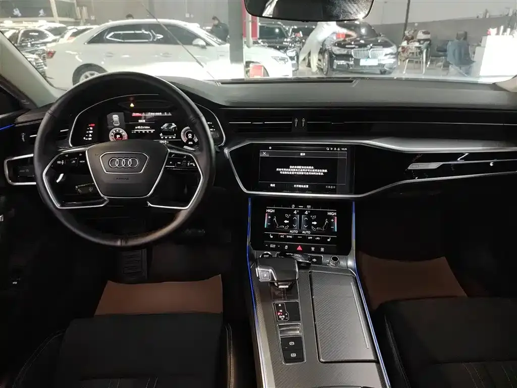Audi A7L — фото 4