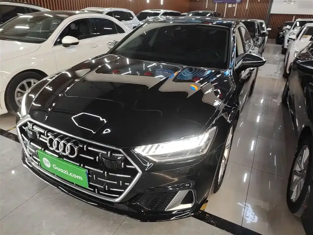 Audi A7L — фото 6