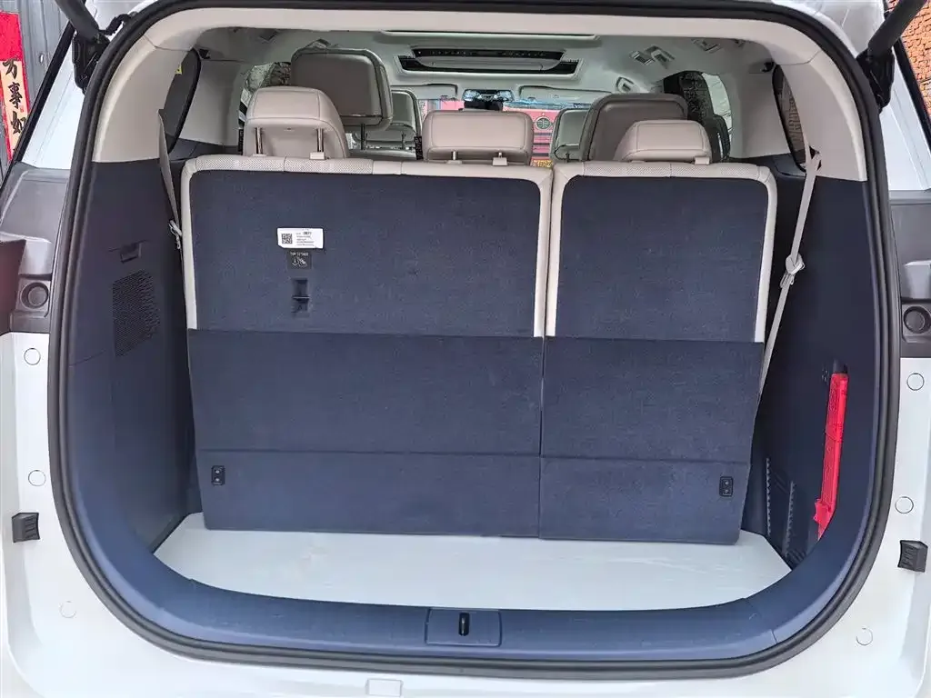 Buick GL8 Hybrid — фото 3