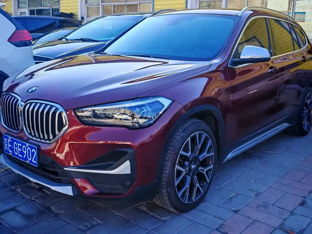BMW X1 — фото 1