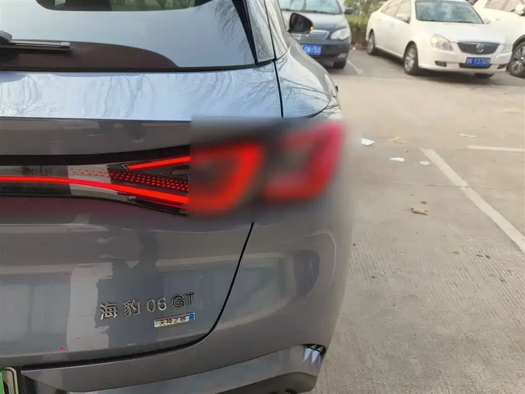 BYD Seal 06GT — фото 8