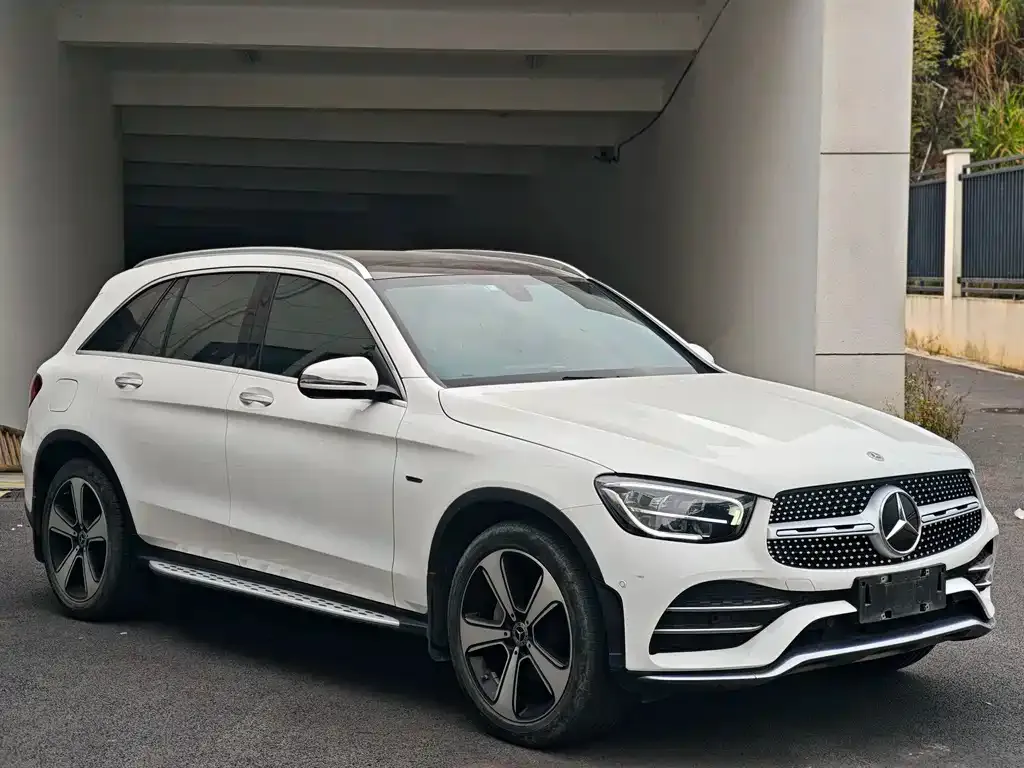 Mercedes-Benz GLC — фото 7
