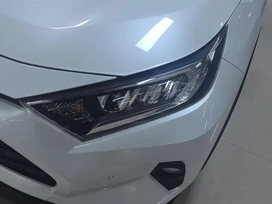 Toyota RAV4 2022 из CN, фото 8