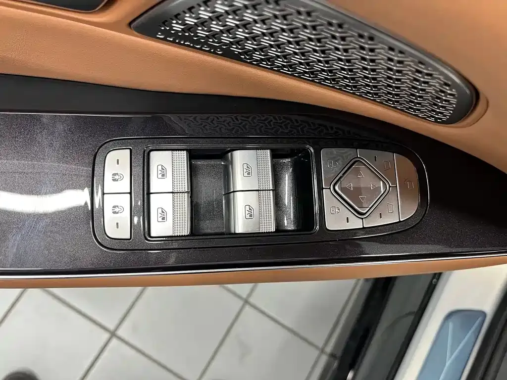 BYD Han L 2025 из CN, фото 8