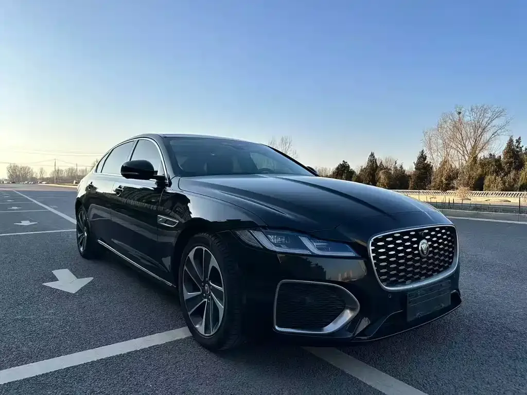 Jaguar XFL 2022 из CN, фото 8