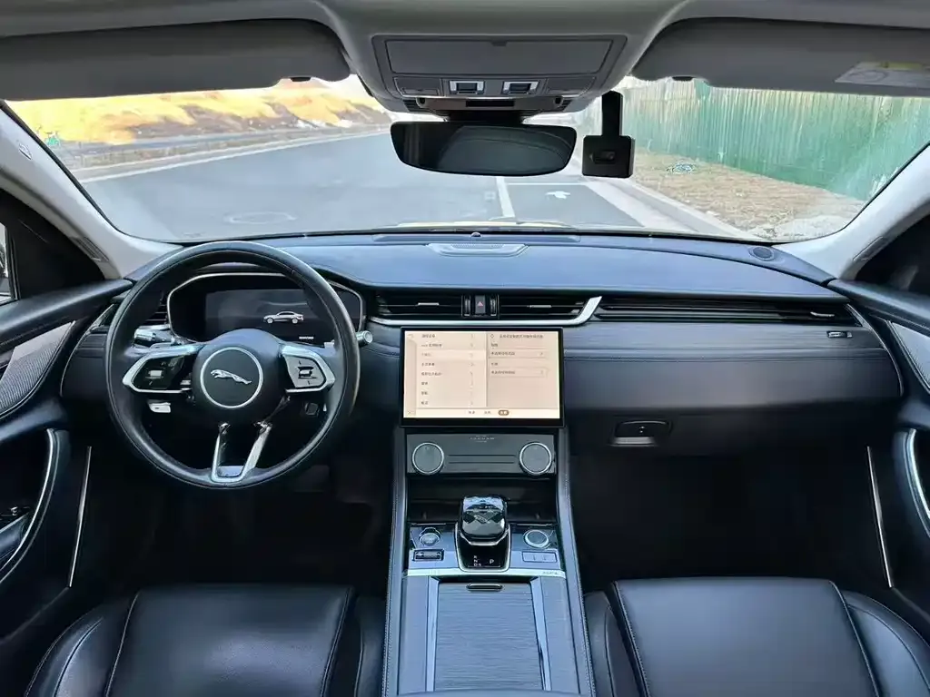 Jaguar XFL 2022 из CN, фото 2