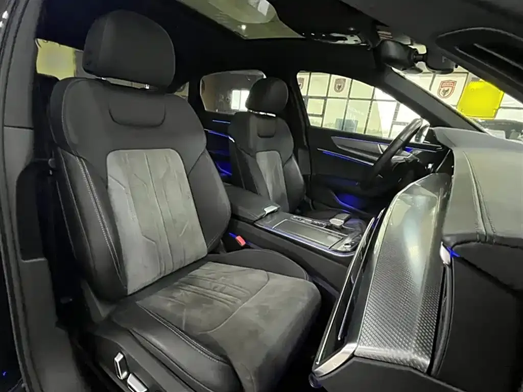 Audi A6L 2022 из CN, фото 8