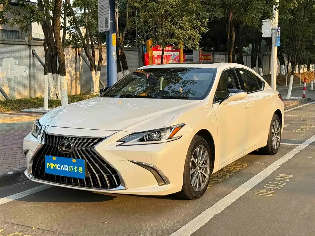 Lexus ES 2024 из CN, фото 1