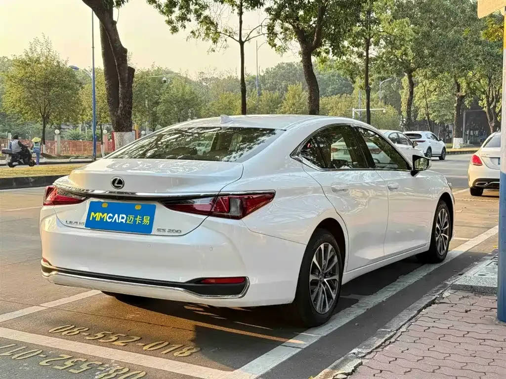 Lexus ES 2024 из CN, фото 9