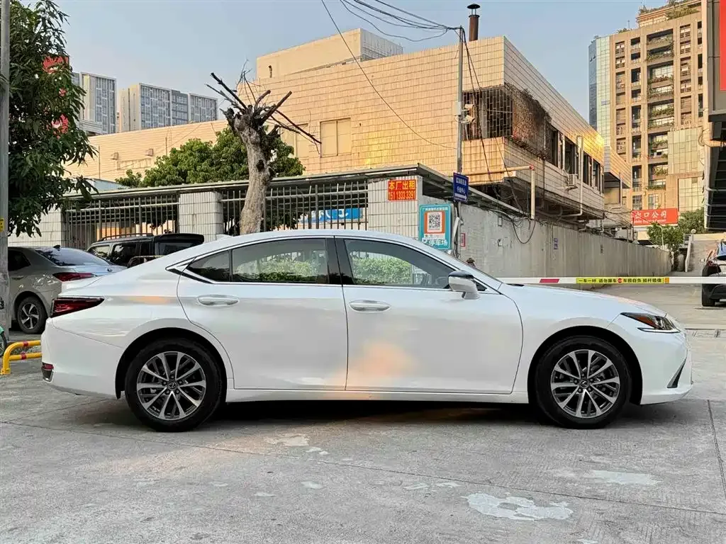 Lexus ES 2024 из CN, фото 6