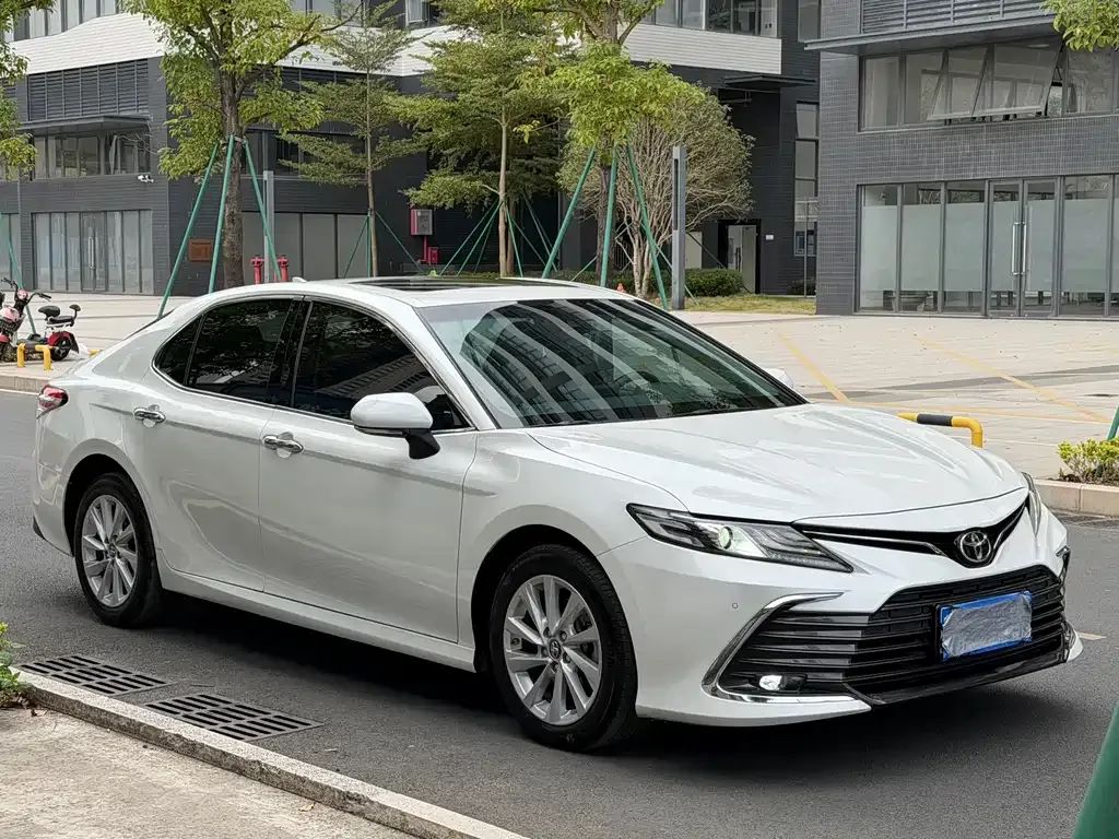 Toyota Camry 2022 из CN, фото 3