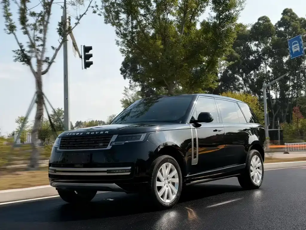 Land Rover Range Rover — фото 1