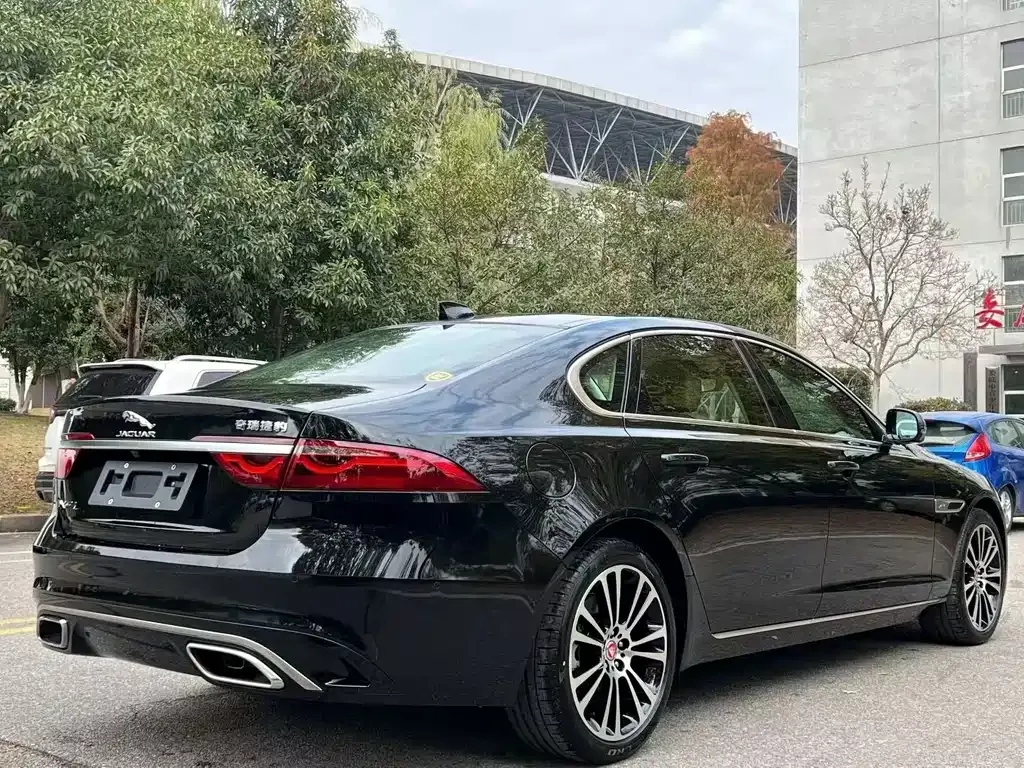 Jaguar XFL 2025 из CN, фото 9