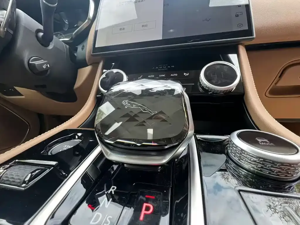 Jaguar XFL 2025 из CN, фото 2