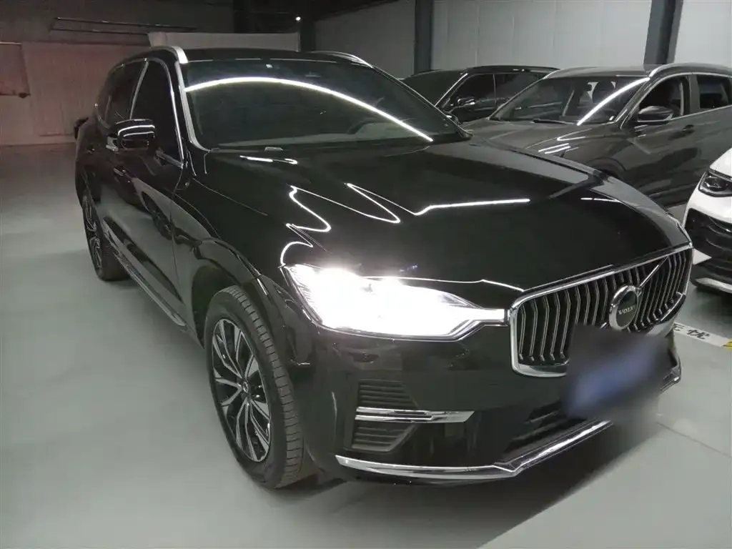 Volvo XC60 — фото 2