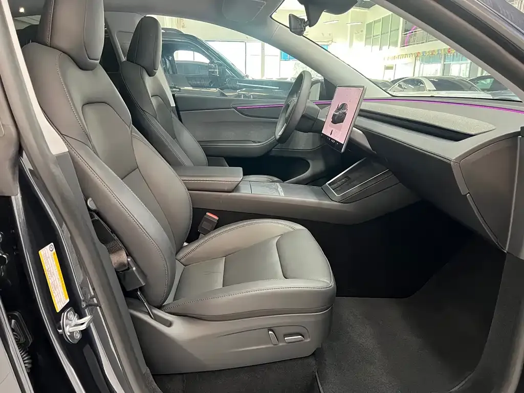 Tesla Model Y 2025 из CN, фото 10